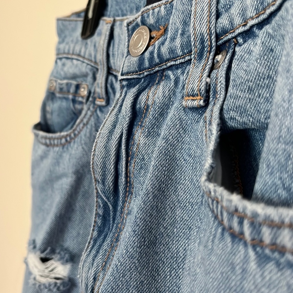 Ripped Mom Jeans
